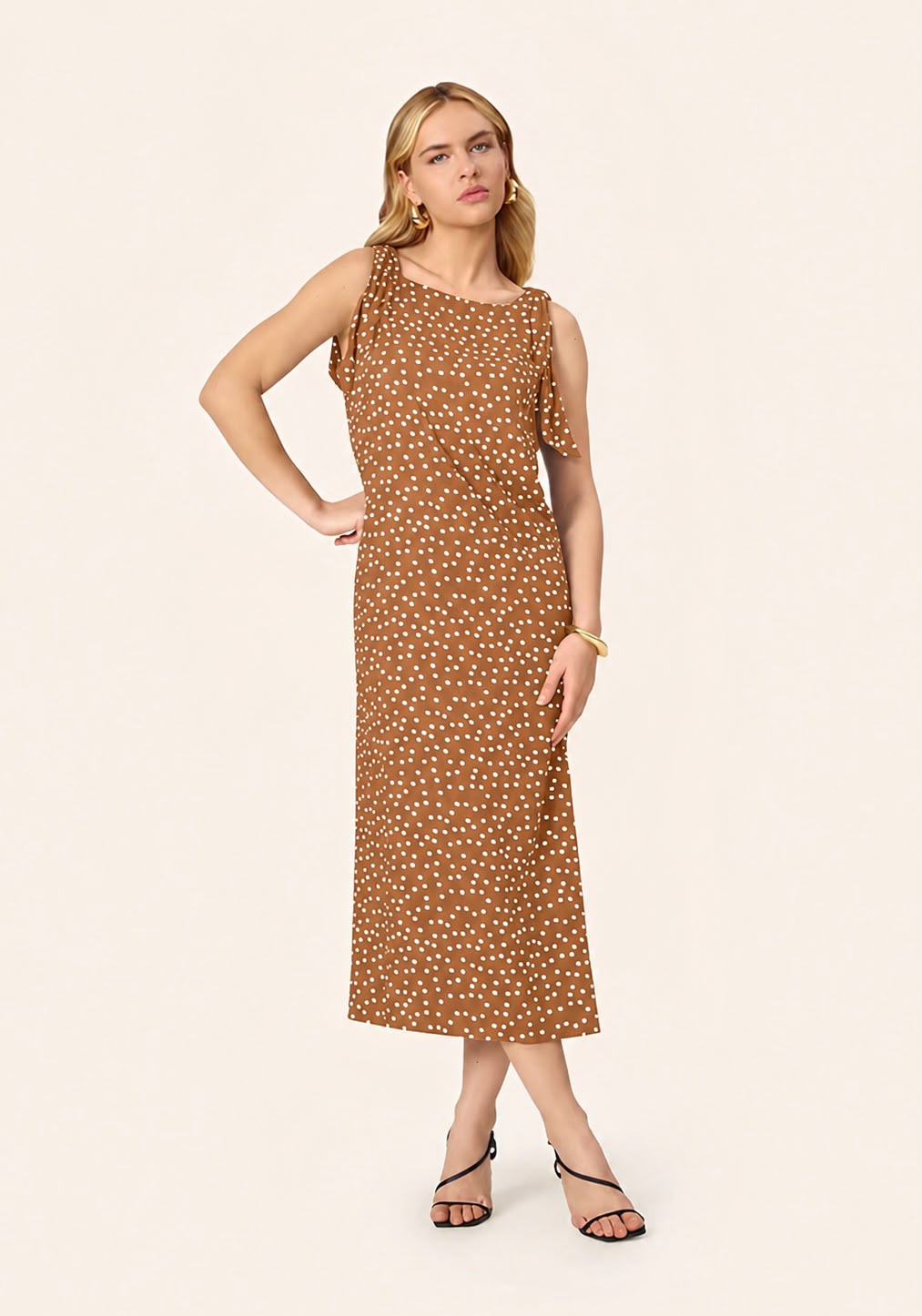 vestido caramelo poá